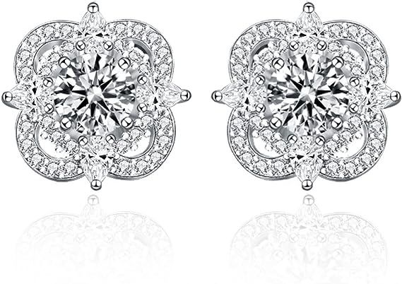 Moissanite Earrings for Women's 0.5 Carat Four-leaf Clover Exquisite Chic Diamond Stud Earrings for Birthday Wedding Bridal Set Jewelry Gift (0.5 Carat)