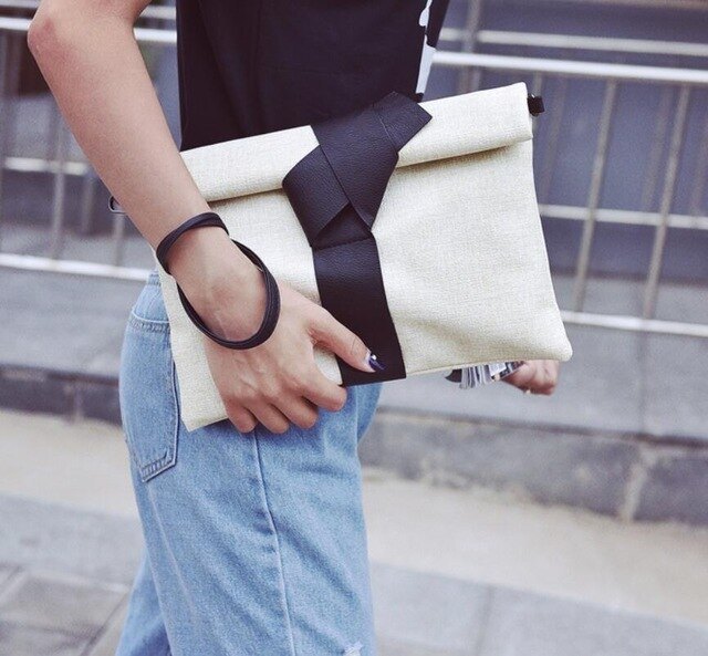 Women Day Clutches Bags Bow Leather Crossbody Bag Messenger Bags Ladies Envelope Evening Party Bag Ladies Designer Handbags Q4