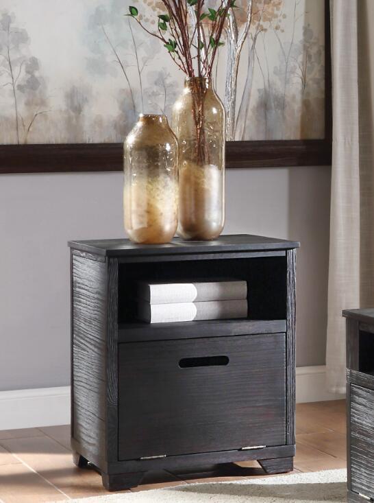 Kamilia End Table; Antique Black