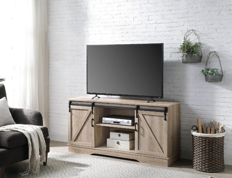 Bennet TV Stand; Oak Finish