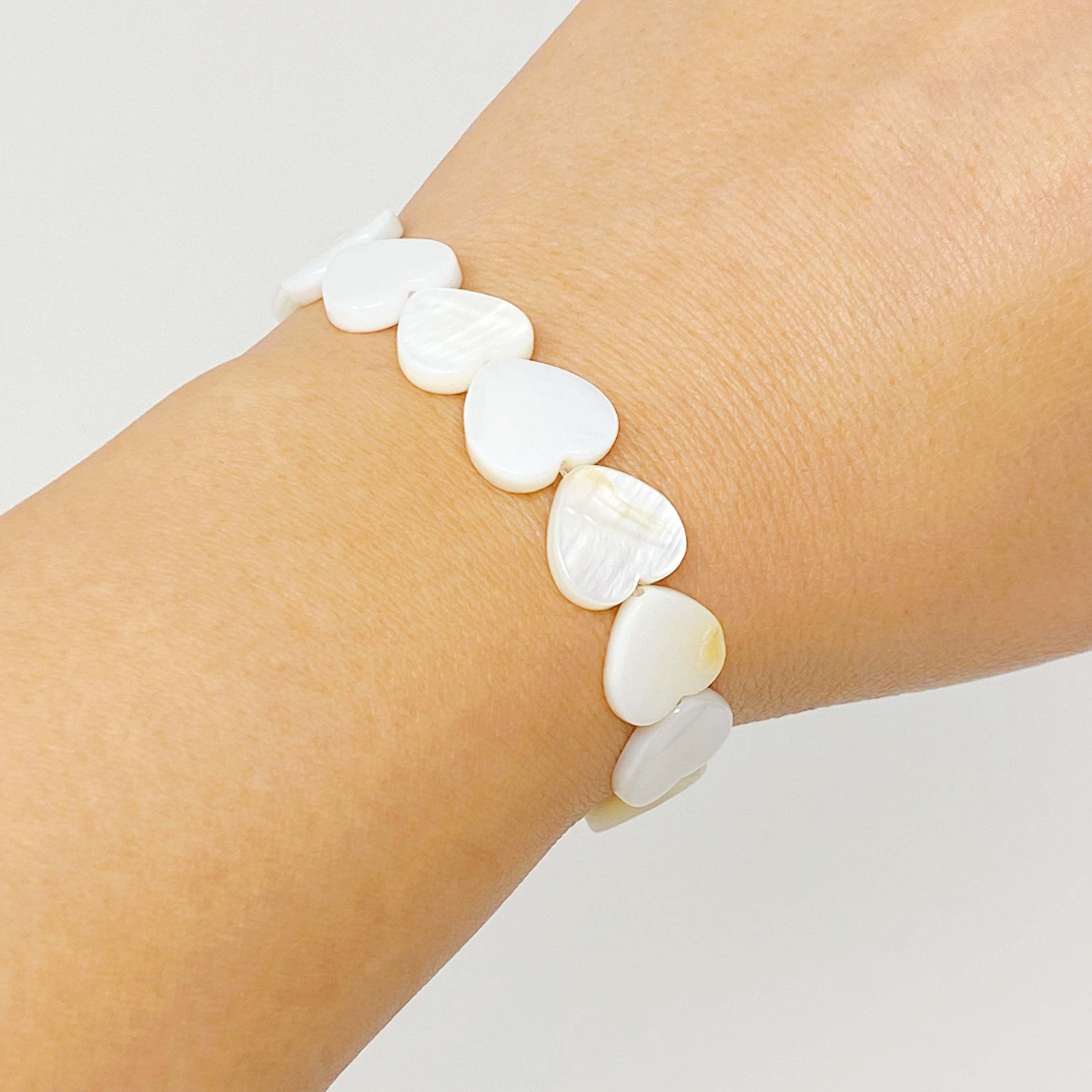 Shelly Heart Stretch Bracelet