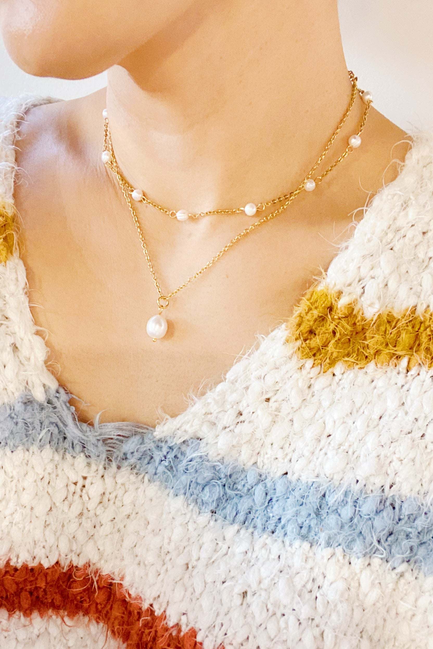 Singular Freshwater Pearl Necklace