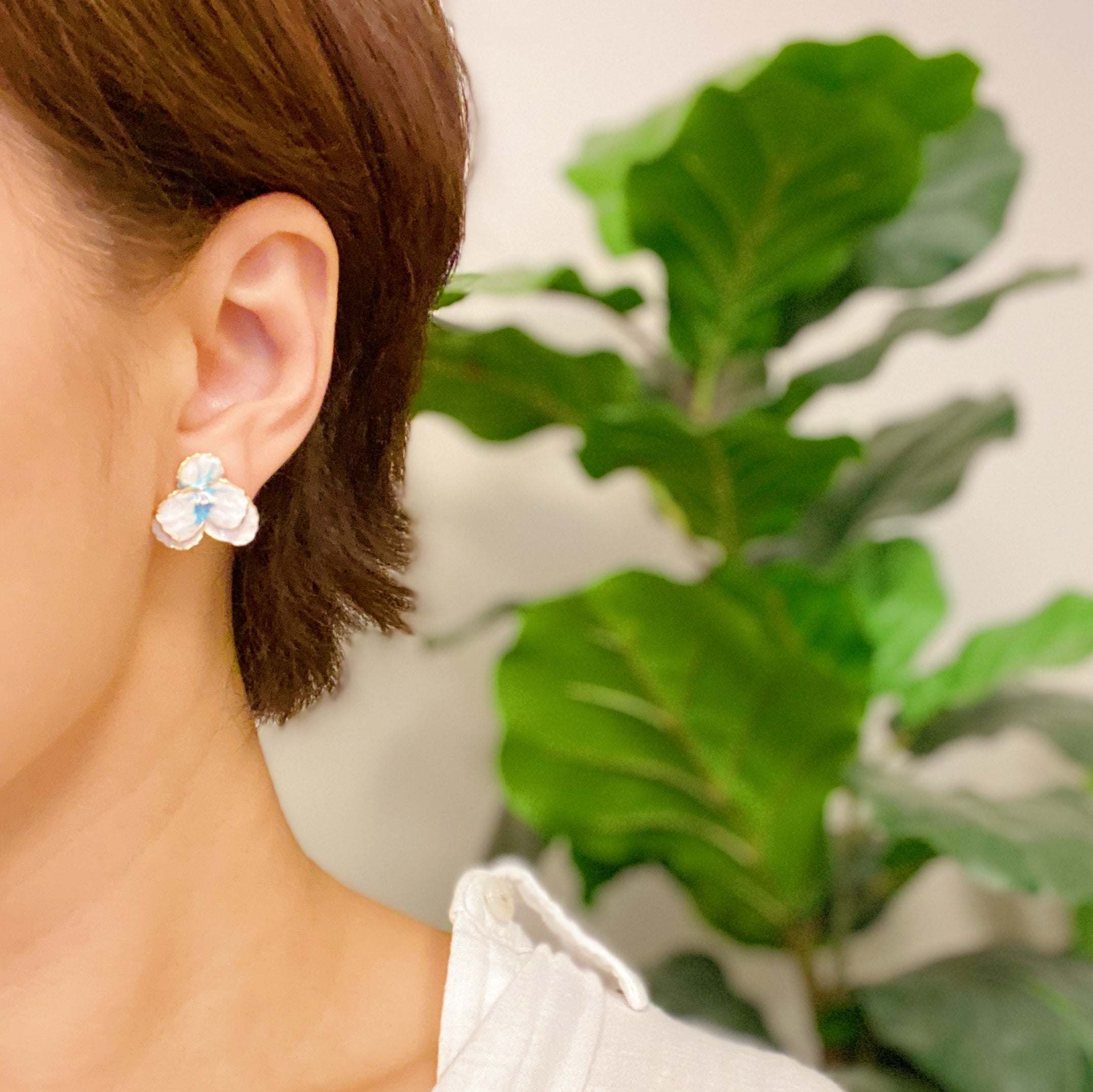 Noble Bloom Flower Earrings