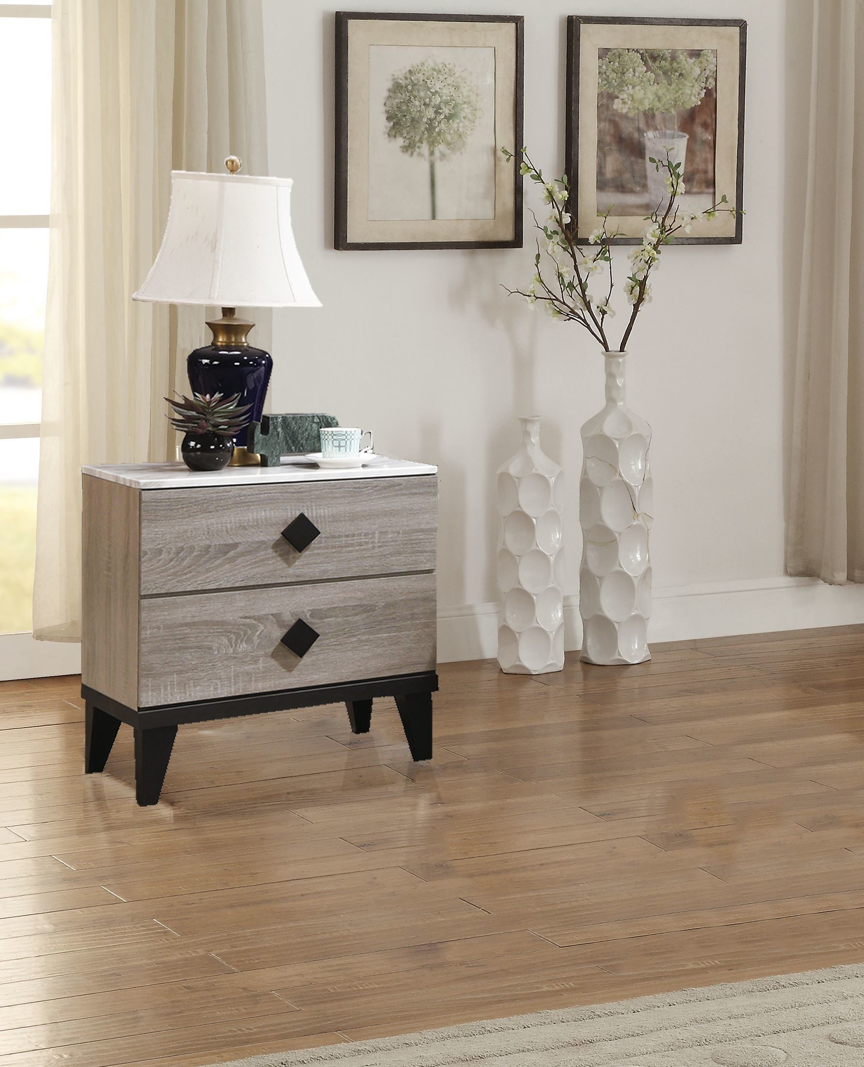 NIGHTSTAND in Cream Oak (Rustic Accents)