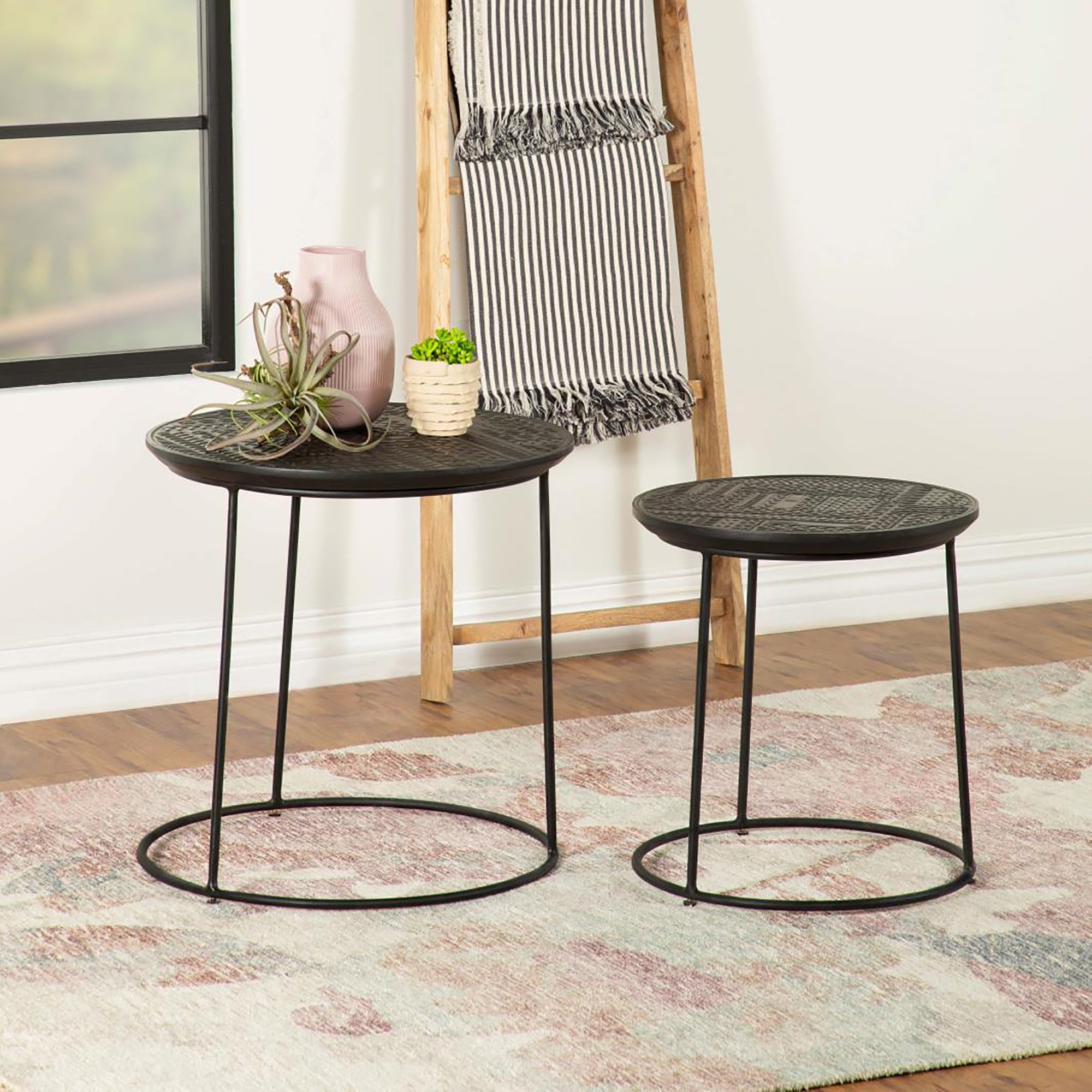 Matte Black 2-Piece Nesting Table