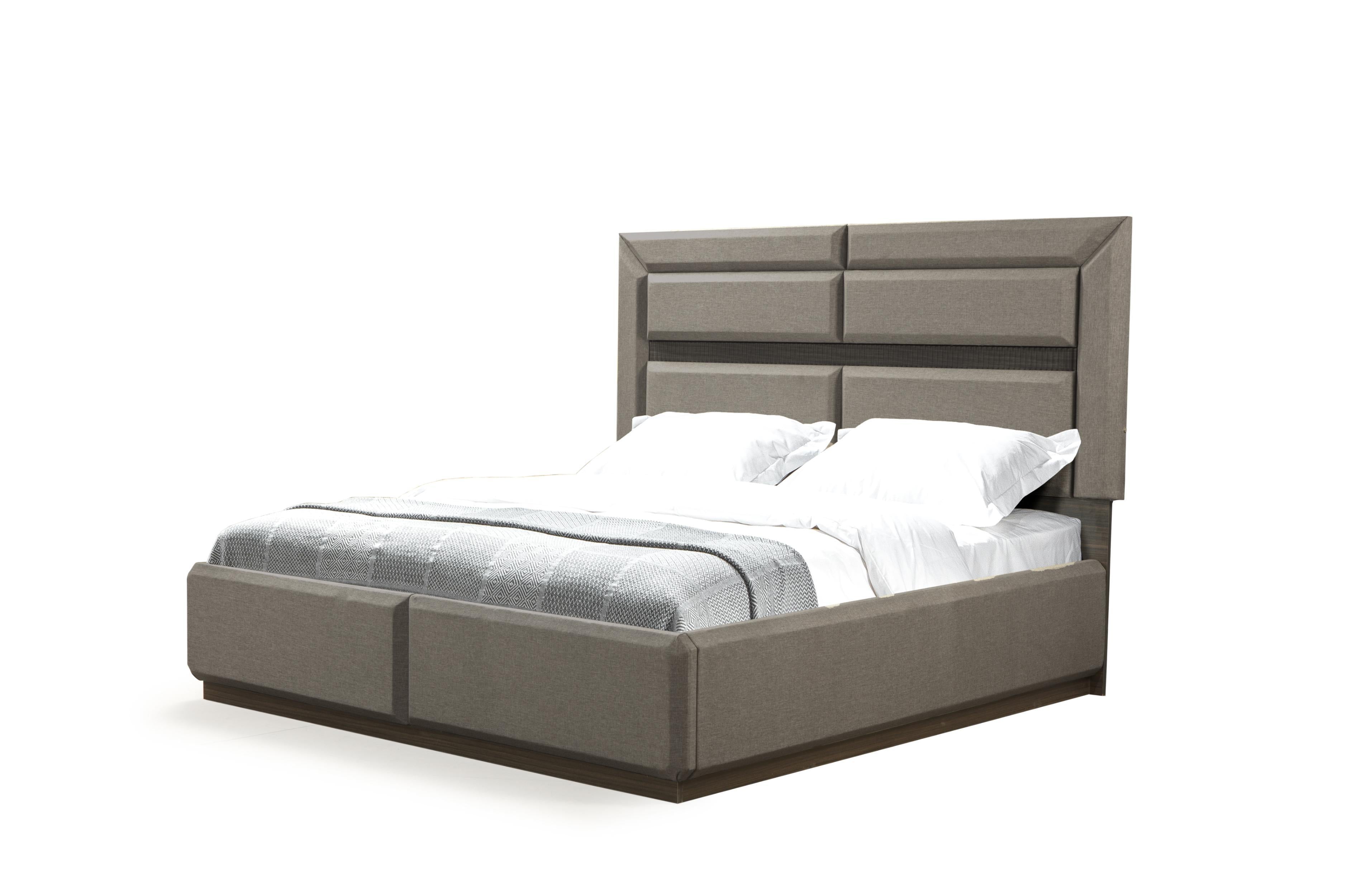 Dunhill Modern Style Queen Bed Made with Wood in Brown