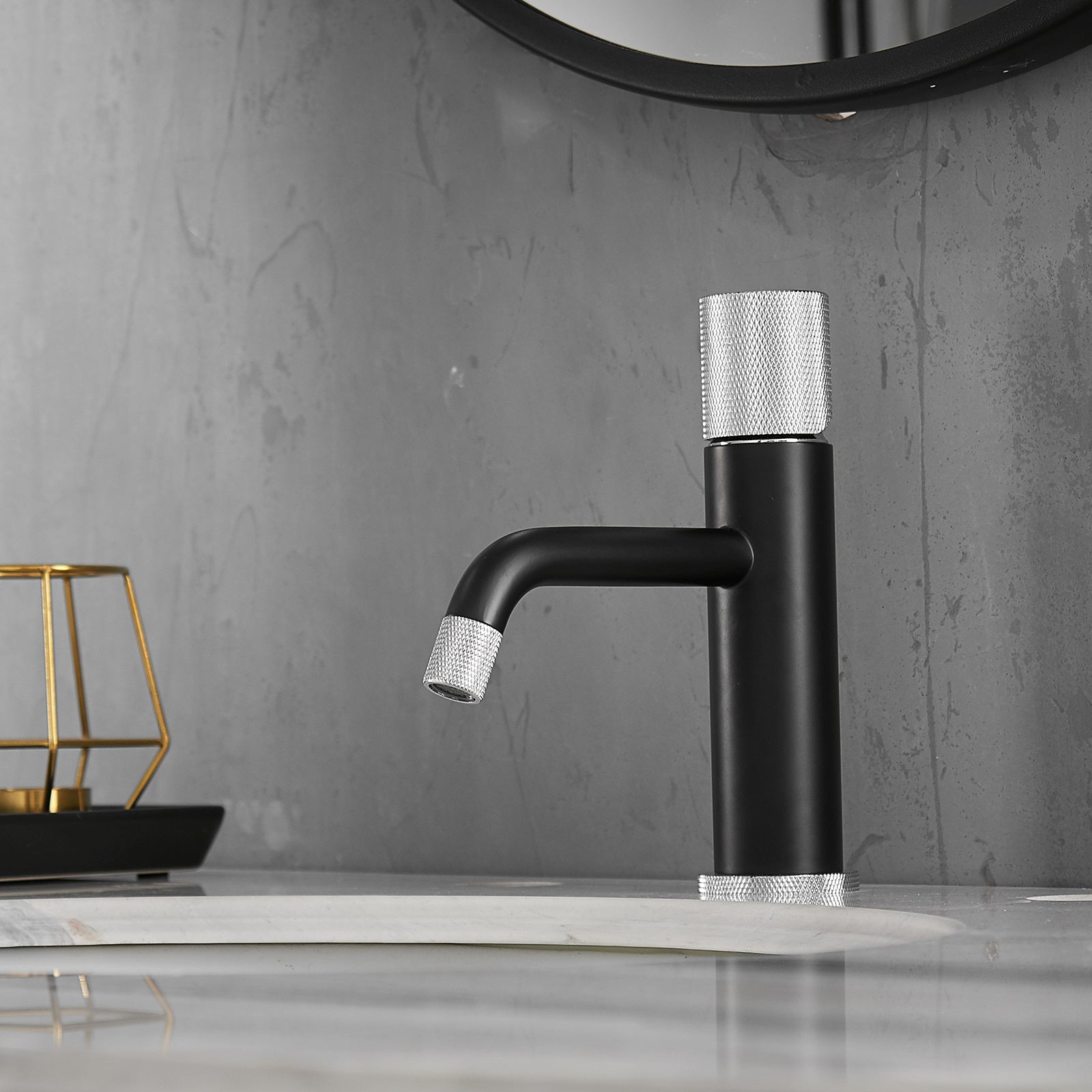 Modern Black and Brushed Nickel Faucet Brass Bathroom Basin Faucet Design Deck Mounted Water Mixer Tap