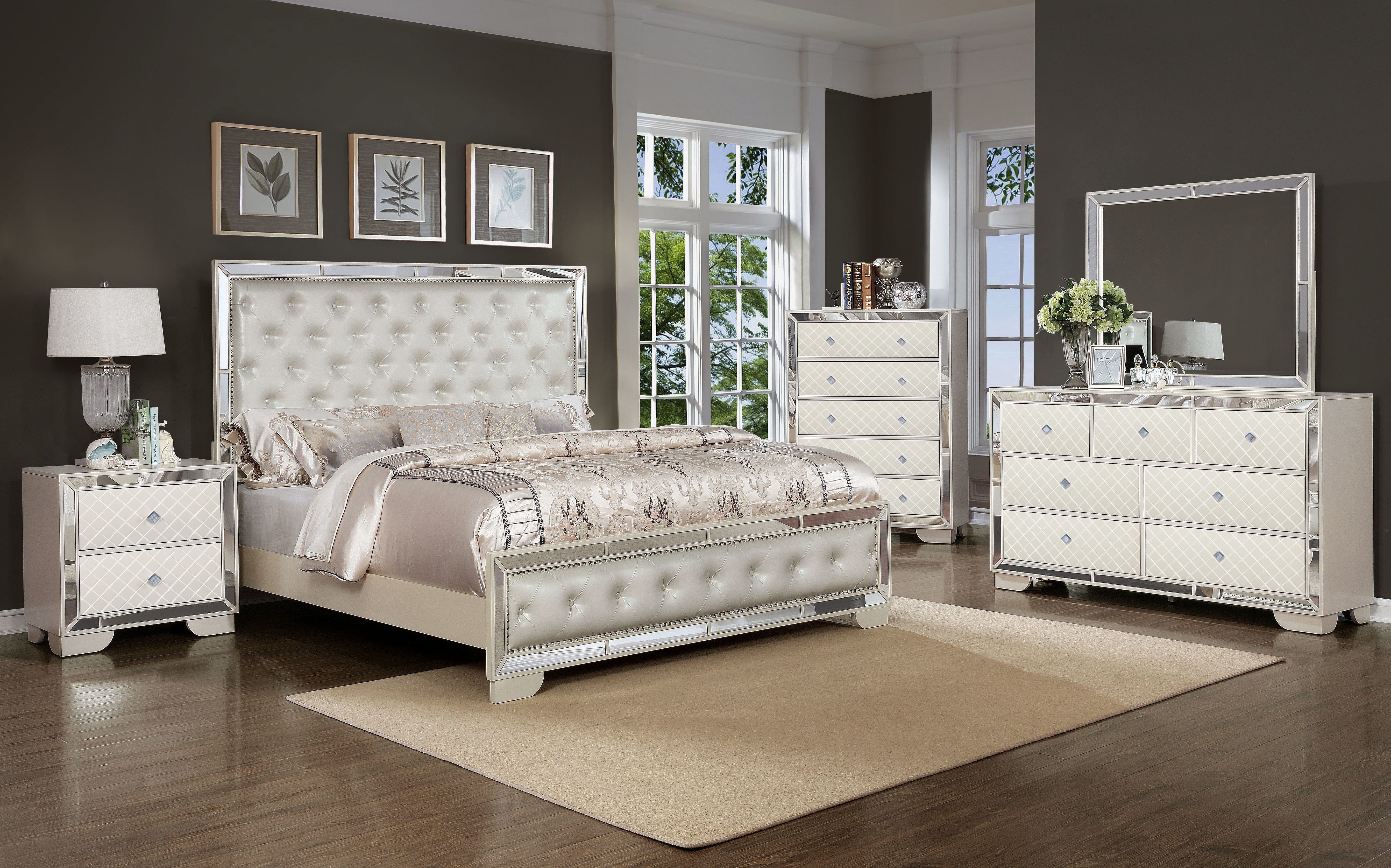 Madison Queen 4 Pc Upholstery Bedroom Set Made with wood in Beige