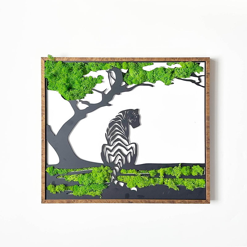 Tiger Metal Art Moss Wall Decor