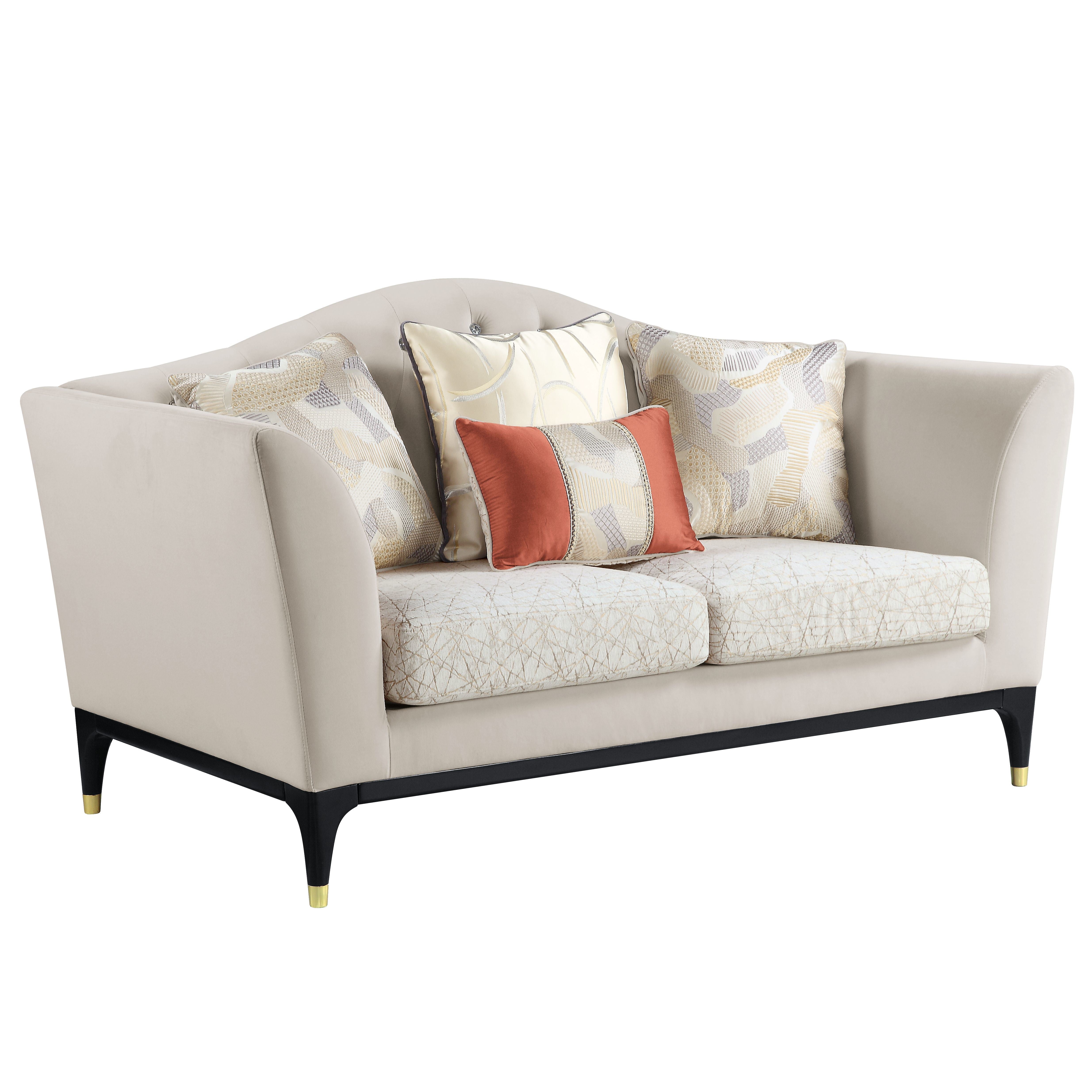 ACME Tayden Loveseat w/4 Pillows, Beige Velvet LV01156