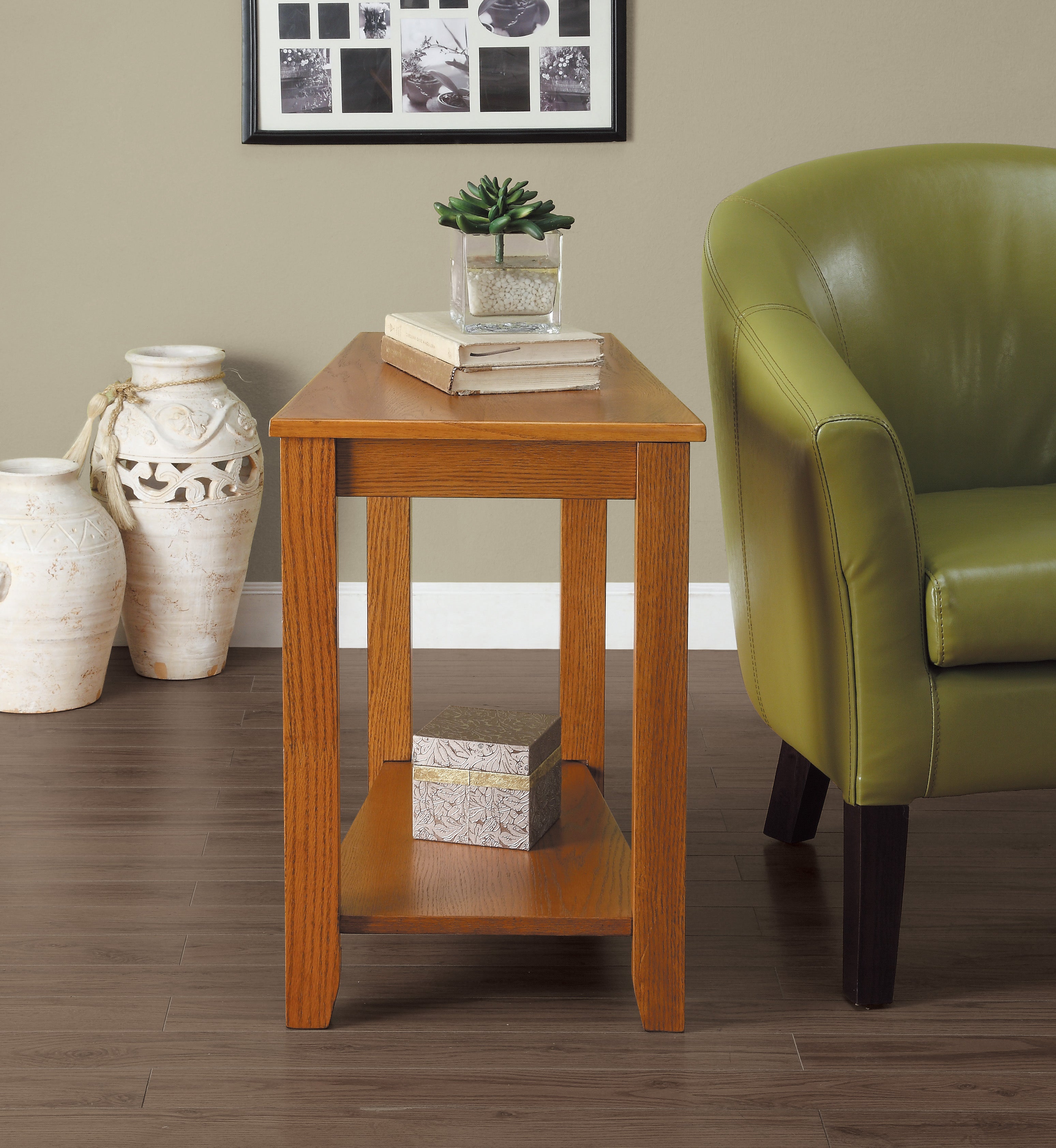 Contemporary Oak Finish Chairside Table with Lower Shelf Wedge Shape Wooden Furniture 1pc Side Table