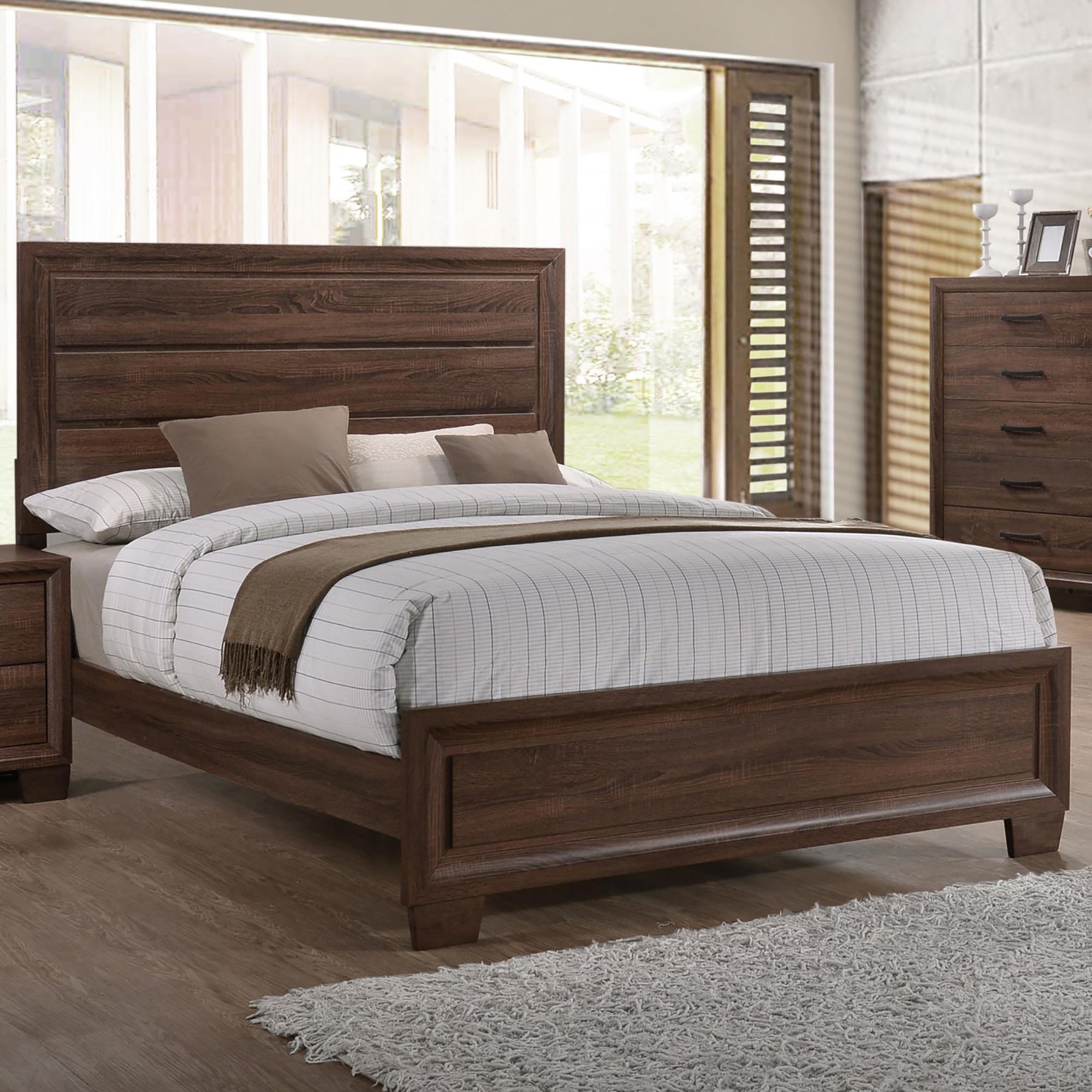 Warm Brown Medium Queen Bed